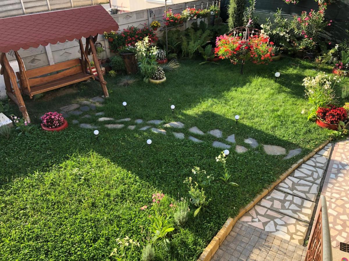 Apartamento Doi Bujori Alba Iulia Exterior foto