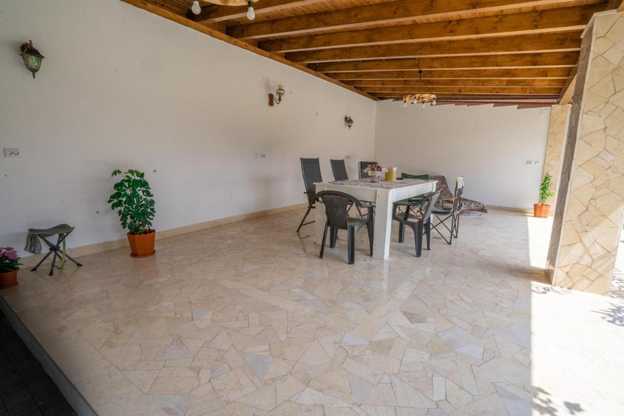 Apartamento Doi Bujori Alba Iulia Exterior foto
