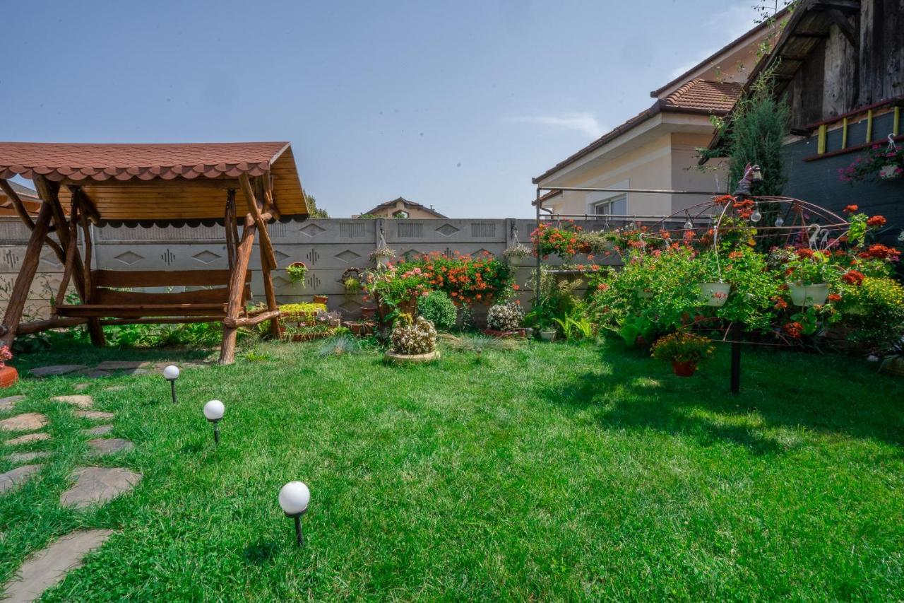 Apartamento Doi Bujori Alba Iulia Exterior foto
