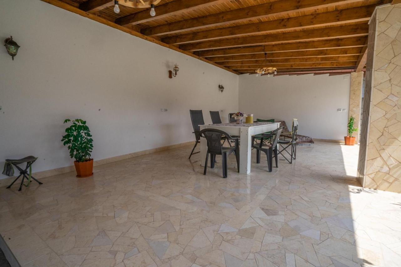 Apartamento Doi Bujori Alba Iulia Exterior foto